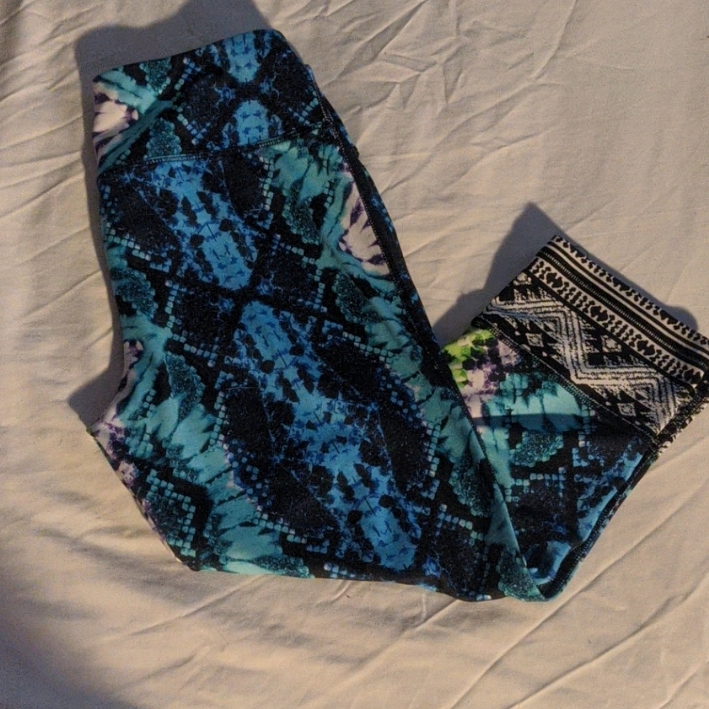 Athletic leggings